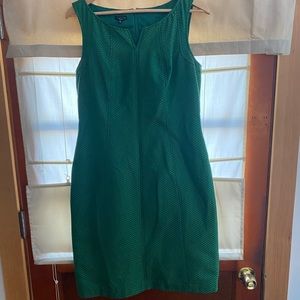 ECU Talbots size 10 green no-sleeve dress.